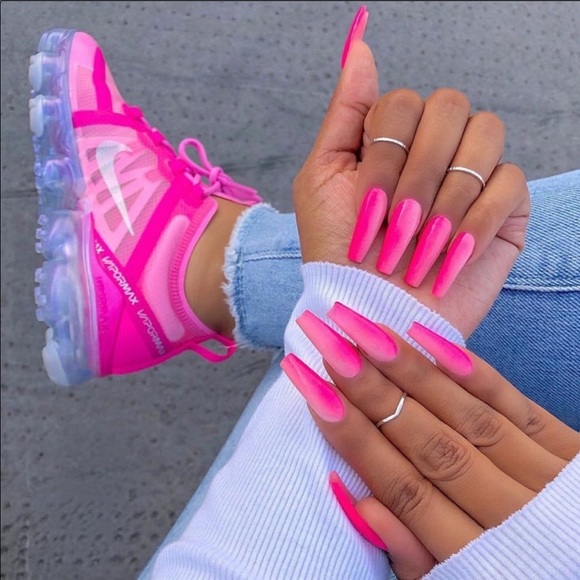 psychic pink vapormax